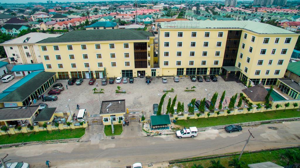 Swiss International Mabisel Port Harcourt Hotel Ngoại thất bức ảnh